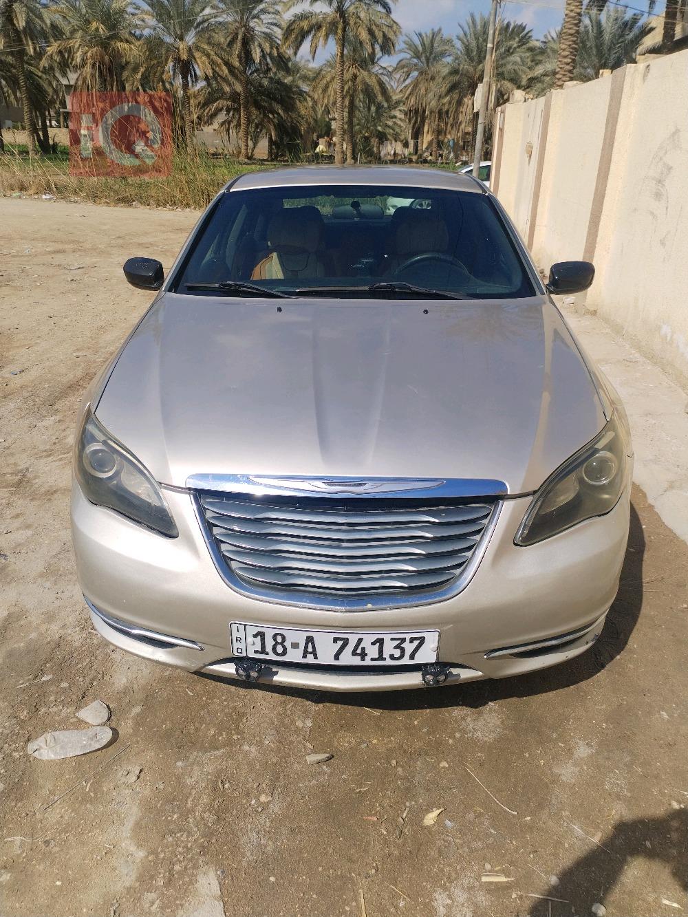Chrysler 200